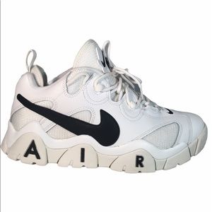 Nike Air Barrage Low Training Summit White Black